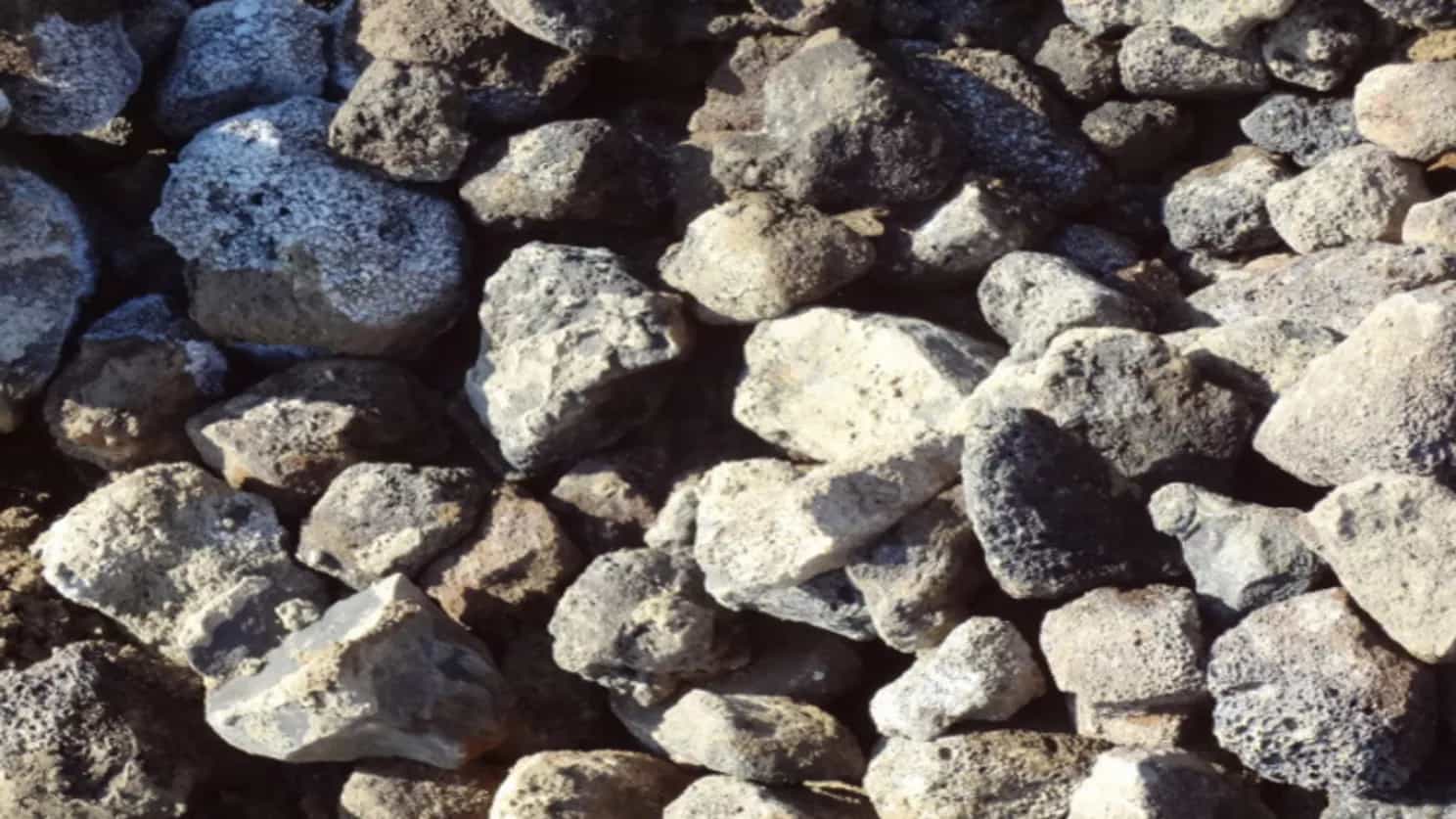 What is the use of mineral pumice?