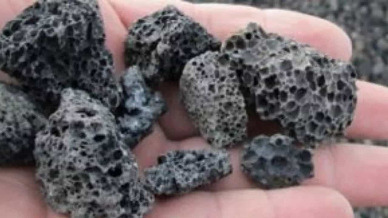 Introducing types of mineral pumice